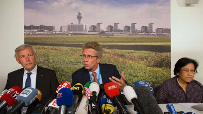 Các bên liên tục tung ra bằng chứng về “thủ phạm” bắn hạ máy bay Malaysia