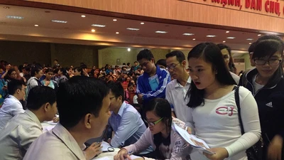 Rối bời những ngày cuối xét tuyển