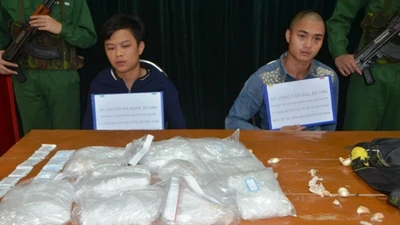 ‘Vác thuê’ 5 kg ma túy từ Trung Quốc về Việt Nam