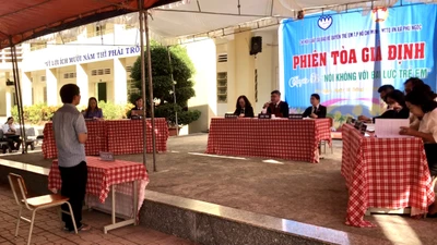 Học sinh hiểu hơn về quyền và nghĩa vụ khi tham dự phiên tòa giả định