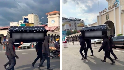 Truy tố nhóm người khiêng quan tài diễu phố trước chợ Bến Thành