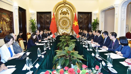 Đề nghị Trung Quốc sớm tìm ra phương án giải quyết dứt điểm các dự án tồn đọng với Việt Nam