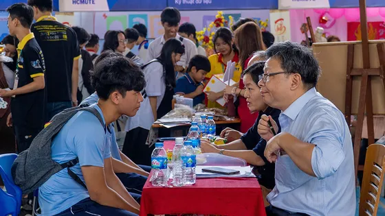 Tỉ lệ thí sinh trúng tuyển ảo tăng cao