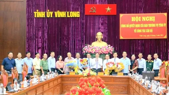 Vĩnh Long: Điều động, luân chuyển nhiều cán bộ
