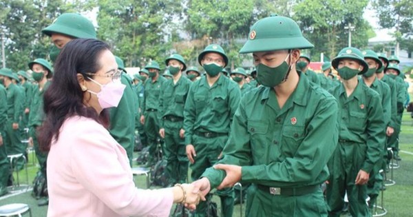 Đối tượng thuộc diện phải đi nghĩa vụ quân sự năm 2023