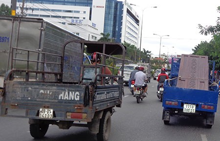 Sàn Bốn Bánh  Sàn mua bán xe ô tô cũ mới  Hanoi