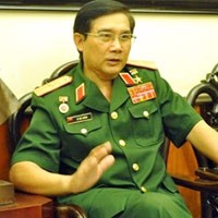 Thiếu tướng Lê Mã Lương: 