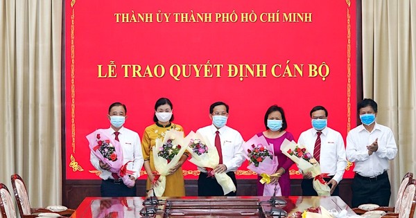 Trao quyết định nhân sự báo Phụ Nữ TP.HCM, báo Người Lao Động