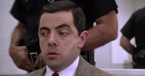 Mr. Bean' qua đời vì tai nạn xe ở tuổi 62?