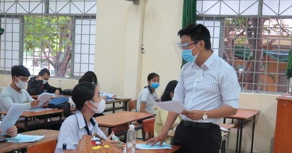 Đề thi tổ hợp Khoa học xã hội và Khoa học tự nhiên