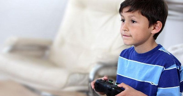 Có những biện pháp gì để giảm thiểu tác hại của việc chơi trò chơi điện tử đối với sức khỏe và cuộc sống của người chơi?
