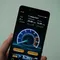 Tận dụng WiFi và 4G để tăng tốc tải dữ liệu 
