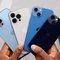 Giá giảm mạnh chưa từng có, iPhone 13 liên tục hút khách