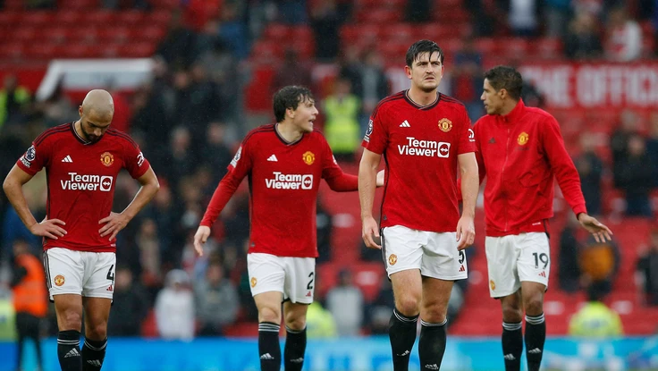Điều gì xảy ra trong mùa giải tồi tệ nhất của Man United?