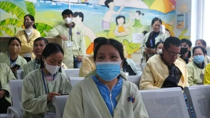 Tăng mức đóng BHYT: Chất lượng dịch vụ y tế có tăng theo?