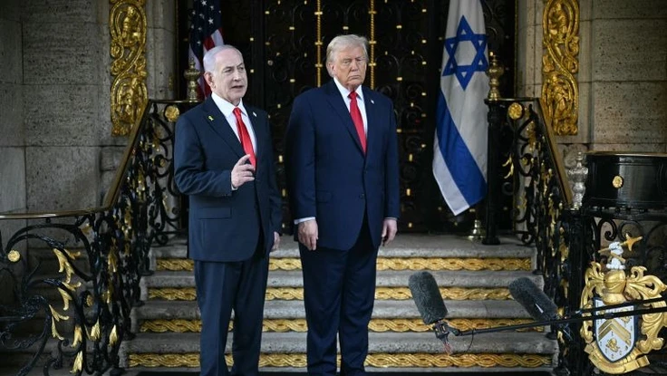 Ông Trump tiếp ông Netanyahu, đề cập khả năng đánh Iran, Tehran đáp trả rắn