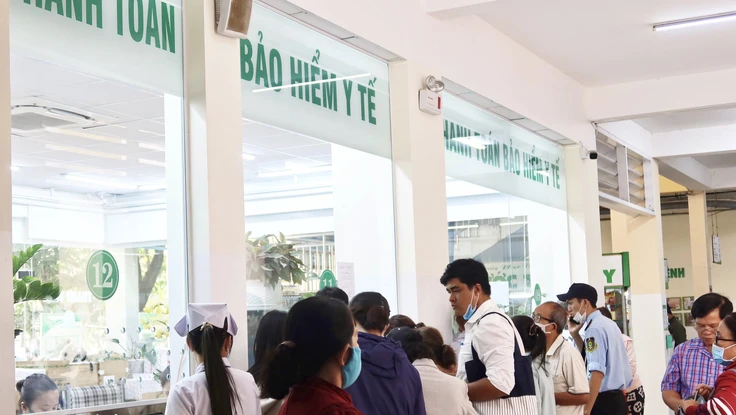 Quyền lợi BHYT cho người nhận trợ cấp hằng tháng