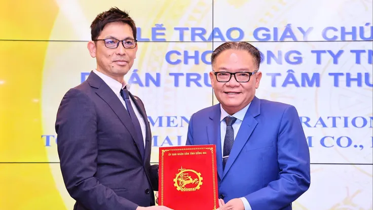 Trao giấy chứng nhận đầu tư dự án Trung tâm thương mại Aeon Mall lớn nhất Việt Nam