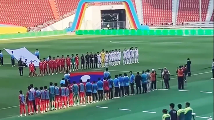 Chủ nhà SEA Games 33 xin lỗi về sai sót trong trận Việt Nam - Lào