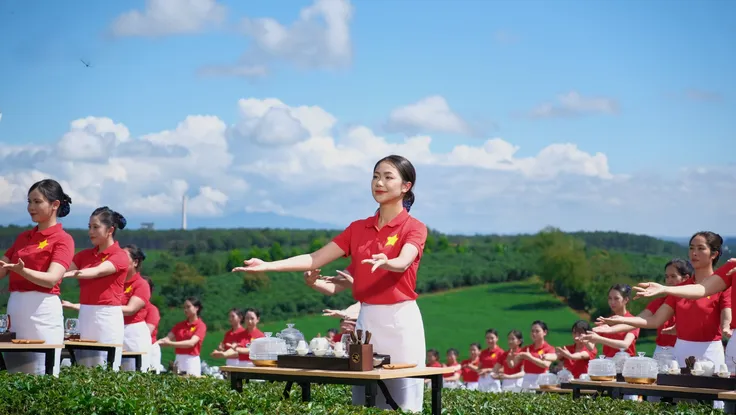 Ấn tượng 1.111 trà nương đồng diễn nghệ thuật dâng trà tại Lâm Đồng