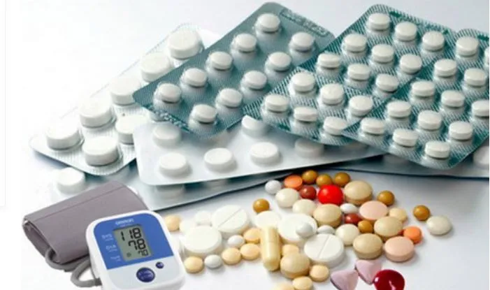 Hàng xóm xin toa thuốc trị tăng huyết áp, có nên cho?