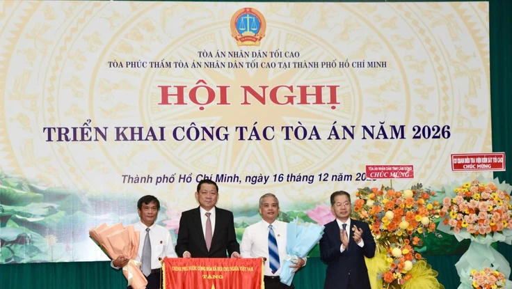 Chánh án TAND Tối cao Nguyễn Văn Quảng ghi nhận những nỗ lực của Tòa Phúc thẩm tại TP.HCM
