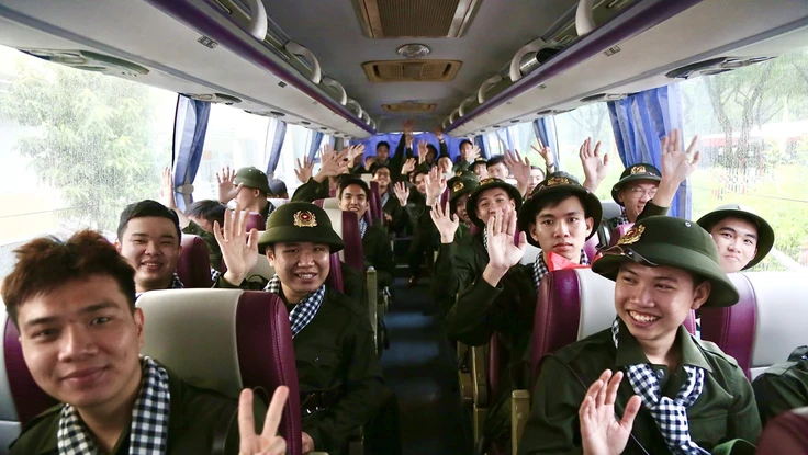 Mất bao nhiêu răng thì không được tham gia nghĩa vụ quân sự?