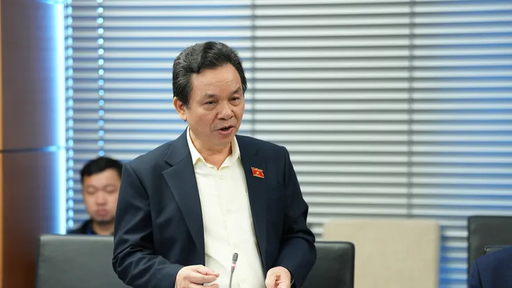 Đại biểu lo ngại một bộ sách giáo khoa sẽ triệt tiêu tính sáng tạo