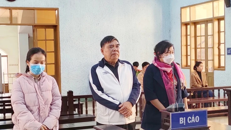 Gia Lai: Hoãn phiên tòa vụ 3 cựu cán bộ chi tiếp khách tiền tỉ sai quy định