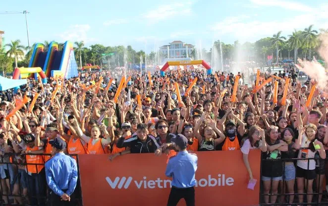 Cơn lốc “Đại nhạc hội bùng nổ sắc màu” đổ bộ toàn quốc 