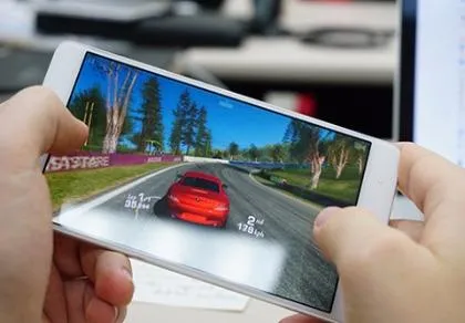 8 GB RAM có giúp smartphone chạy nhanh hơn?