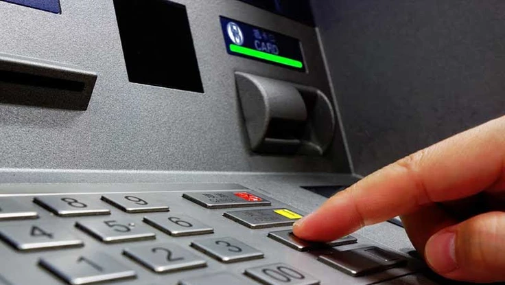 Giải pháp bảo mật khi rút tiền tại trạm ATM