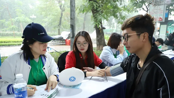 Hà Nội: Hơn 3.000 người được khám bệnh miễn phí tại sự kiện cộng đồng lớn nhất năm