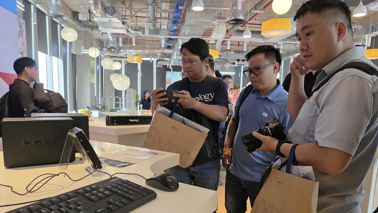 Dữ liệu bùng nổ mở ra cuộc cạnh tranh mới trong ngành lưu trữ