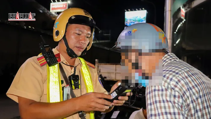 CSGT Cần Thơ xử phạt gần 330 trường hợp vi phạm nồng độ cồn trong 4 ngày 