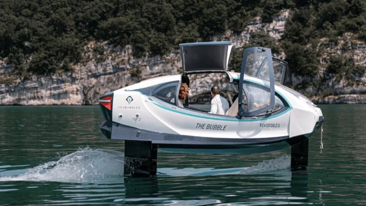 Khám phá chiếc taxi điện bay trên nước 'SeaBubbles'