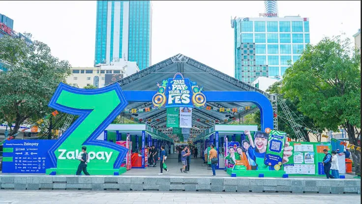 Siêu nhạc hội mua sắm và trải nghiệm thanh toán số tại phố đi bộ Nguyễn Huệ