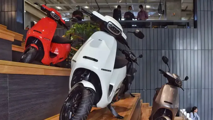 Hyundai, Kia bán tháo cổ phần khởi nghiệp xe tay ga điện