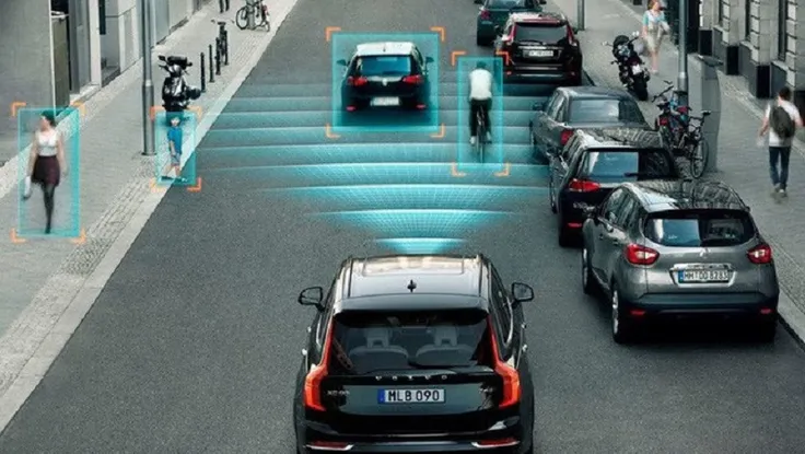 Chủ xe ô tô nên trang bị 5 công nghệ an toàn này