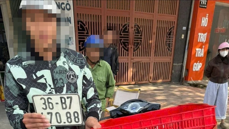 Vi phạm hàng loạt lỗi giao thông, một shipper bị phạt 30 triệu đồng