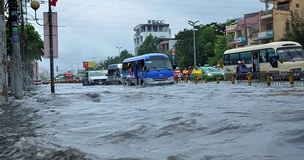 CNTTT: Né trời mưa và đường ngập nước nhờ smartphone