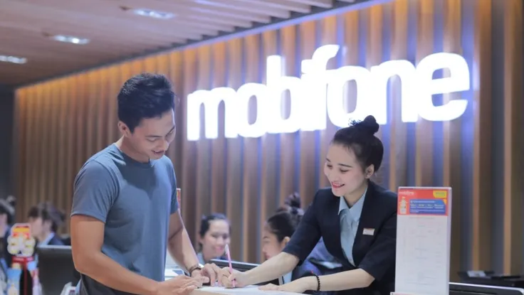 Mua Samsung Galaxy J8 tại cửa hàng MobiFone: Lợi gấp đôi 