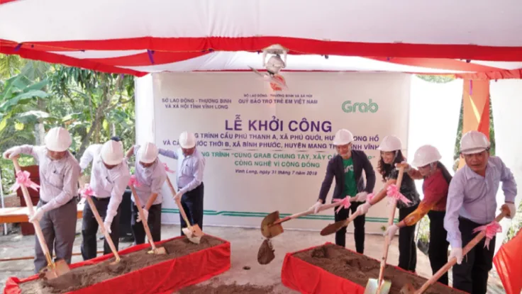 Dự án ‘Cùng Grab Chung Tay - Xây Cầu Đến Lớp’