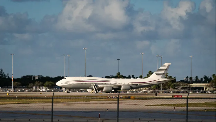 Lầu Năm Góc: Đã nhận máy bay 400 triệu USD Qatar tặng ông Trump