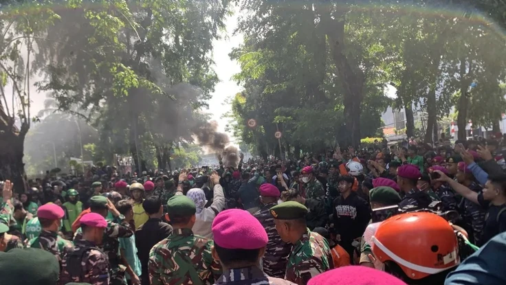 Toàn cảnh làn sóng biểu tình rúng động Indonesia 