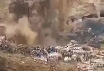 Kinh hoàng cầu sập do quá tải, khả năng tới 70 thợ mỏ thiệt mạng