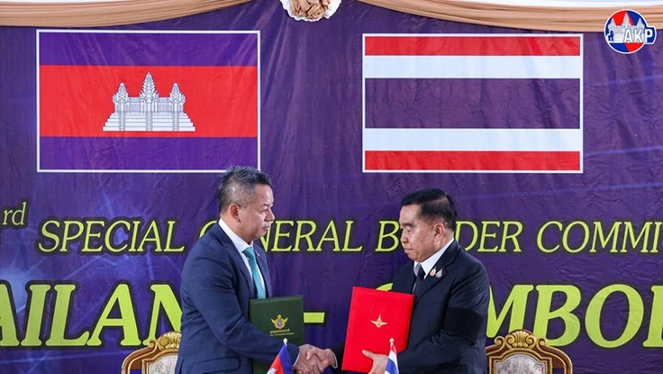 Campuchia-Thái Lan đặt mục tiêu ngừng bắn không chỉ 72 giờ; Hai bên chuẩn bị qua Trung Quốc họp