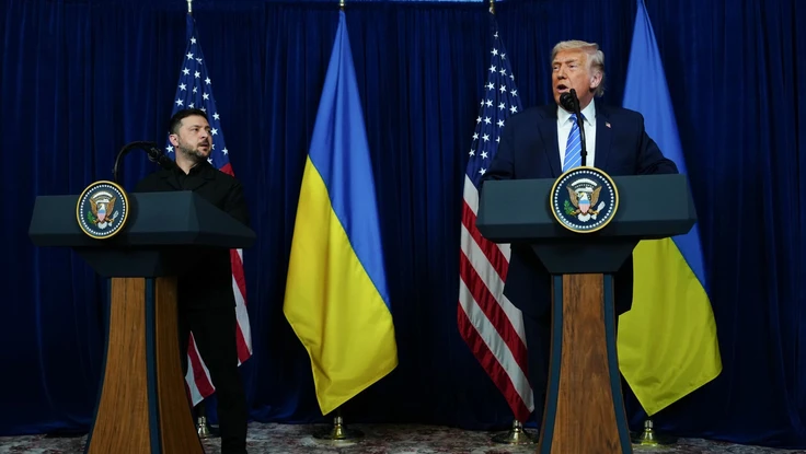 Ông Trump nói những gì trong 3 giờ tiếp ông Zelensky và 1 tiếng điện đàm ông Putin?