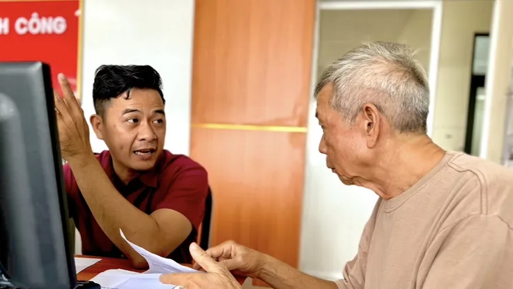 Từ 1-1-2026, bao nhiêu tuổi thì người lao động được nghỉ hưu, hưởng lương hưu?