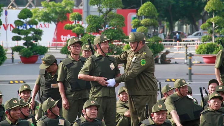 Sử dụng trái phép trang phục lực lượng an ninh cơ sở sẽ bị xử phạt